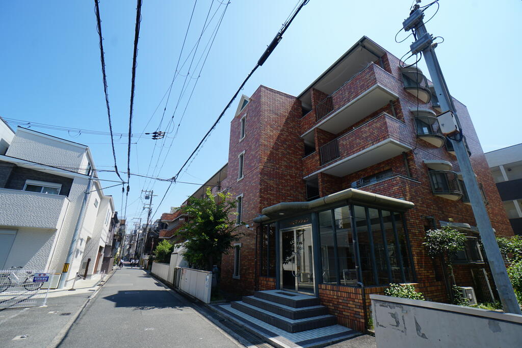 建物外観　☆仲介手数料不要です！☆お気軽にお問い合わせください♪