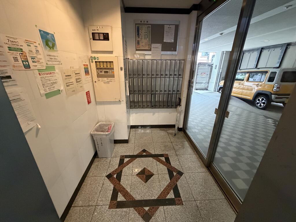グランデ瓦町の外観写真