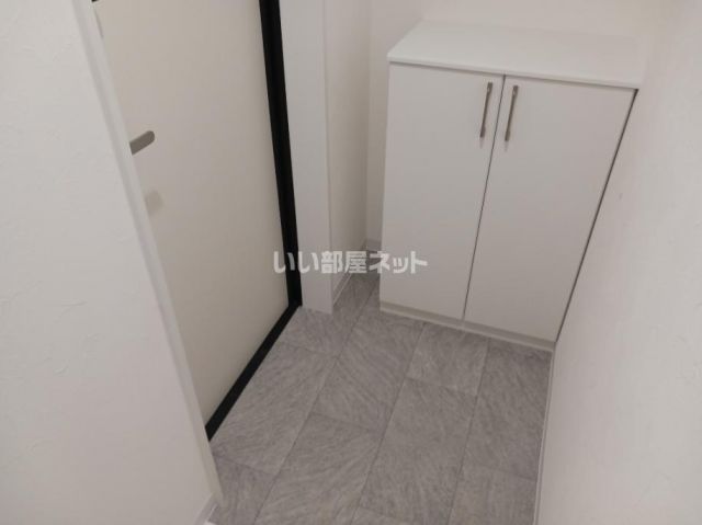 EIJU牧野駅前Bの玄関写真