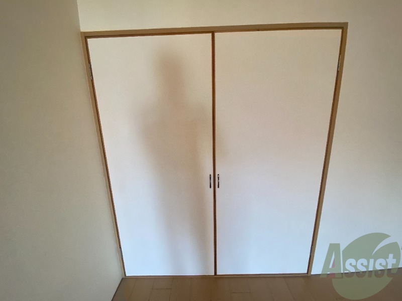 収納　収納スペースがあるのでお部屋がスッキリしますね。