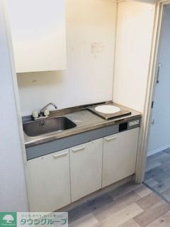 東京メトロ副都心線 要町駅 徒歩8分 4階建 築33年のキッチン写真