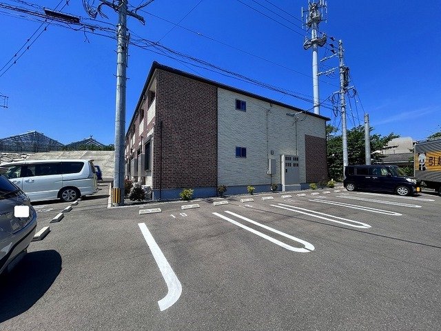 駐車場　駐車スペースもあります