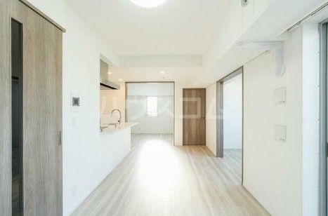 スタイリオ蒲田WESTの居間写真
