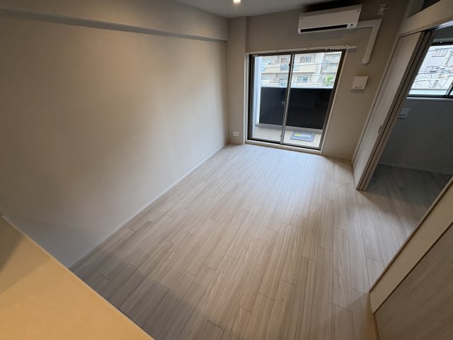 ミラージュパレス新梅田Cieloの居間写真