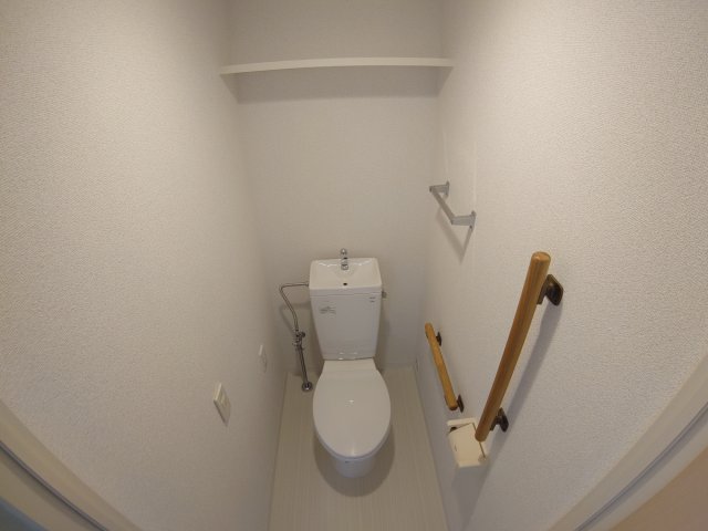 阪急宝塚線 石橋阪大前駅 徒歩20分 7階建 築19年のトイレ写真