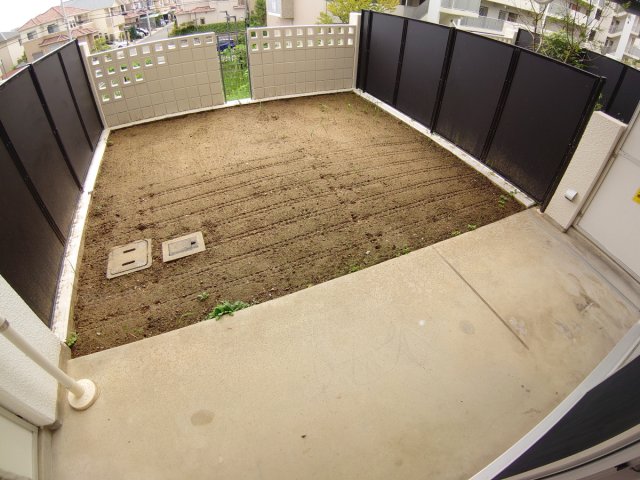 阪急宝塚線 石橋阪大前駅 徒歩20分 7階建 築19年の内装写真