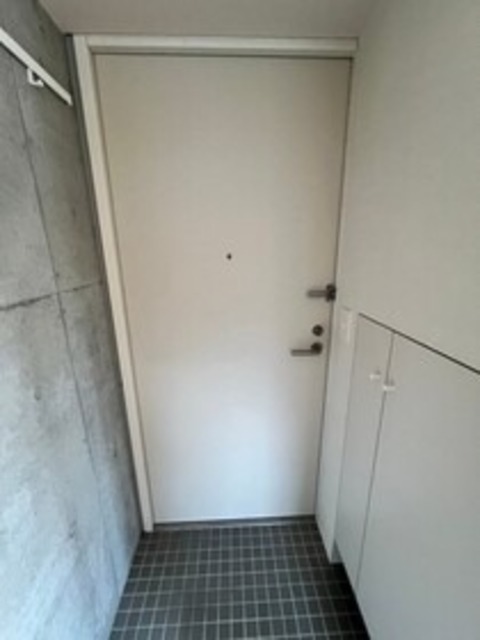 玄関　別部屋同仕様