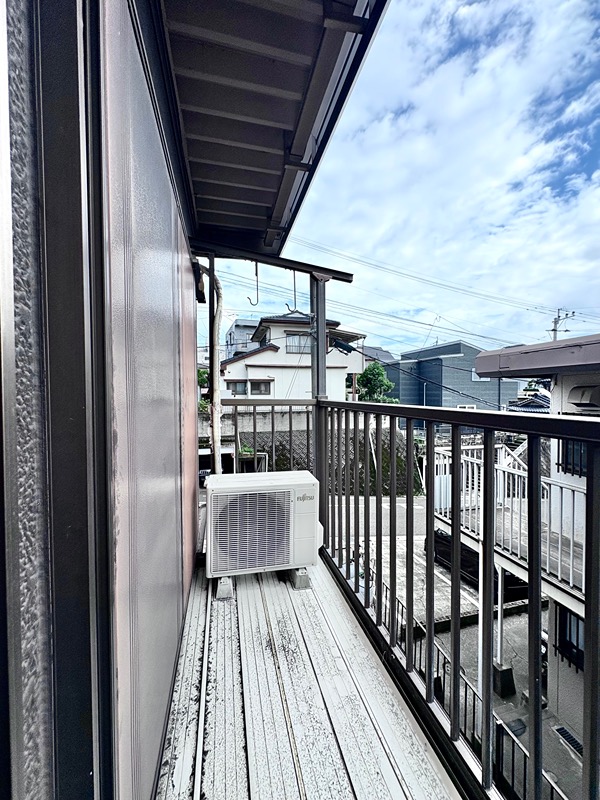 鹿児島市電谷山線 二軒茶屋駅 徒歩23分 2階建 築42年の内装写真