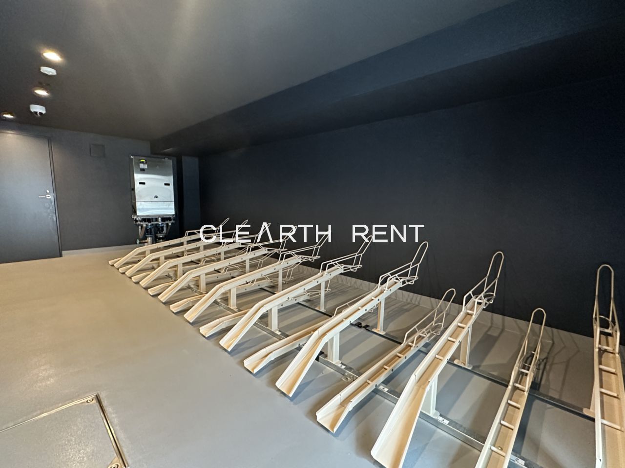 その他　屋内駐輪場