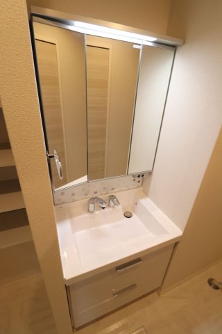 洗面設備　独立洗面台