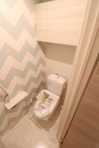 トイレ　温水洗浄便座
