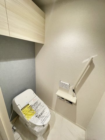 相鉄本線 和田町駅 徒歩9分 3階建 築4年のトイレ写真
