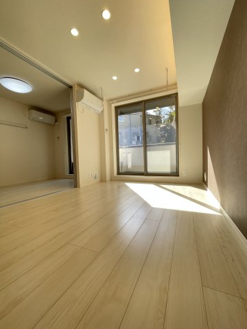 相鉄本線 和田町駅 徒歩9分 3階建 築4年の居間写真