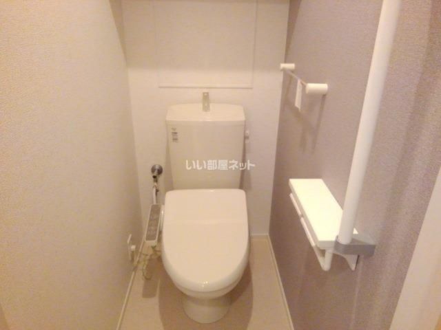 インフィニティのトイレ写真