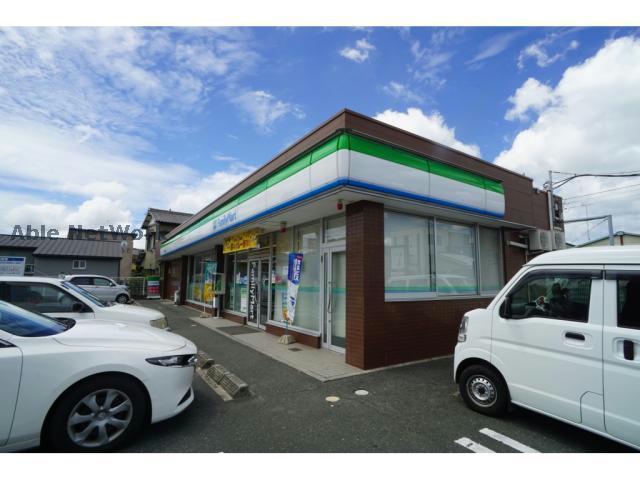 コンビニ　ファミリーマート豊橋柱八番町店（コンビニ）まで297m