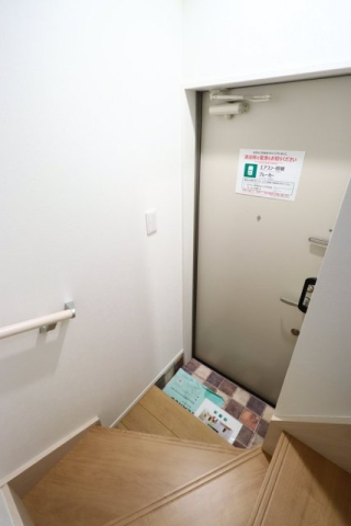 ソルナクレイシア吉祥寺本町の玄関写真