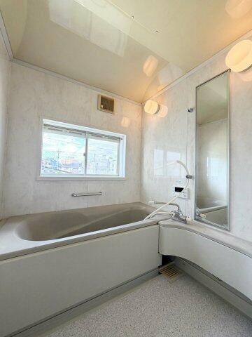 大田区仲六郷2丁目住宅の風呂写真