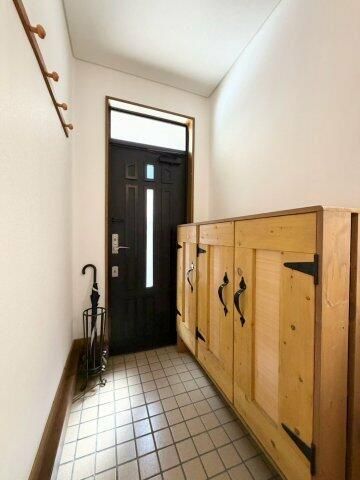 大田区仲六郷2丁目住宅の玄関写真