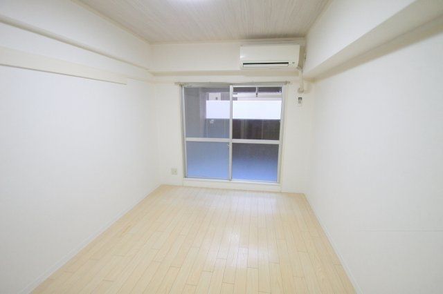 東洋プラザ蒲生の居間写真