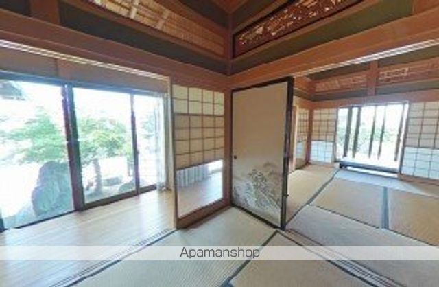 稲田様貸家の居間写真