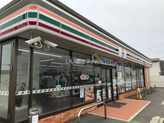 コンビニ　セブンイレブン 松阪高町店（コンビニ）まで538m