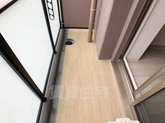 地下鉄堺筋線 南森町駅 徒歩8分 15階建 築8年の内装写真