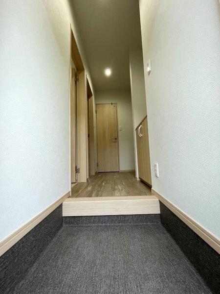 フォレスト備前原Bの玄関写真
