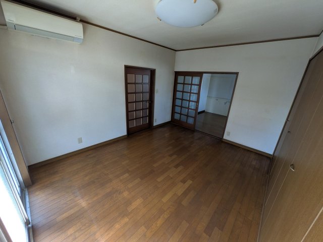 アルバプレイス坂出林田町の居間写真