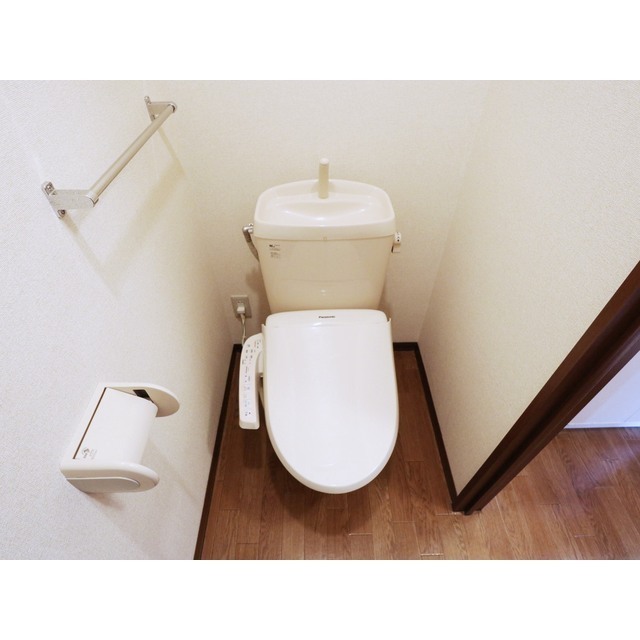 コーポサツキC棟のトイレ写真