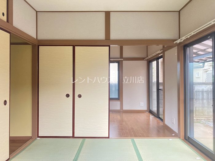多摩都市モノレール 泉体育館駅 徒歩3分 1階建 築55年の内装写真