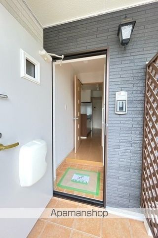 プリムラIIの玄関写真