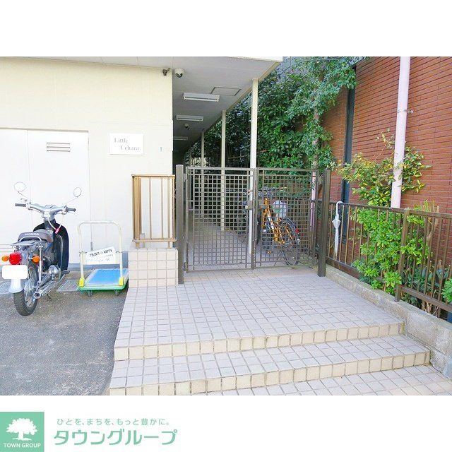 エントランス　部屋探しは株式会社　タウンハウジング　までお気軽にお問合せ…