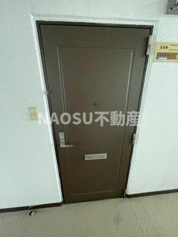 玄関　落ち着いた玄関です