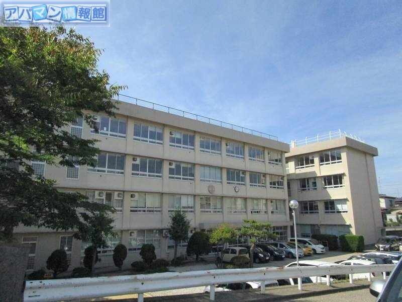 小学校　新潟市立真砂小学校（小学校）まで1177m