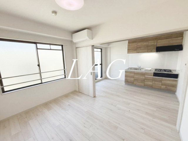 居室・リビング　洋室のお部屋です。