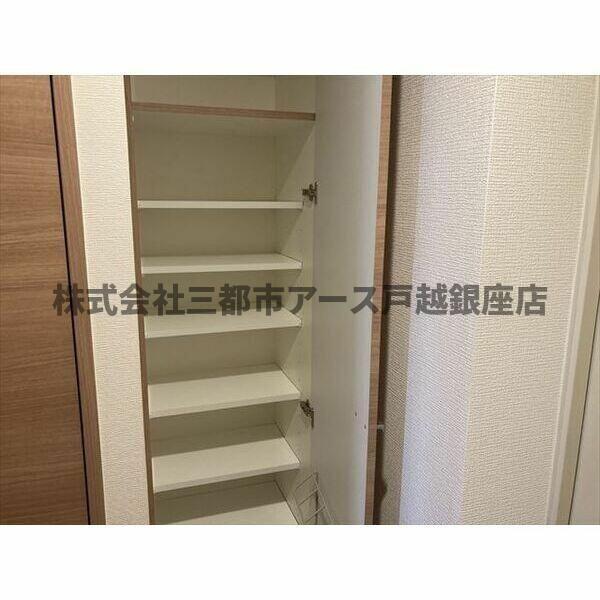 収納　スパシエ大森エセンザ