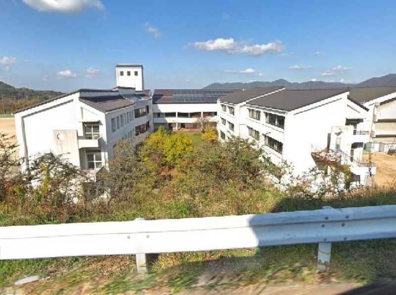 中学校　大原中学校（中学校）まで1237m
