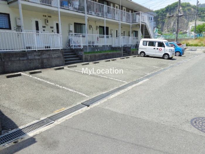 駐車場　☆敷地内に駐車場があります☆