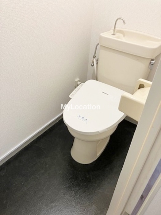 トイレ　☆清潔感のあるトイレです☆