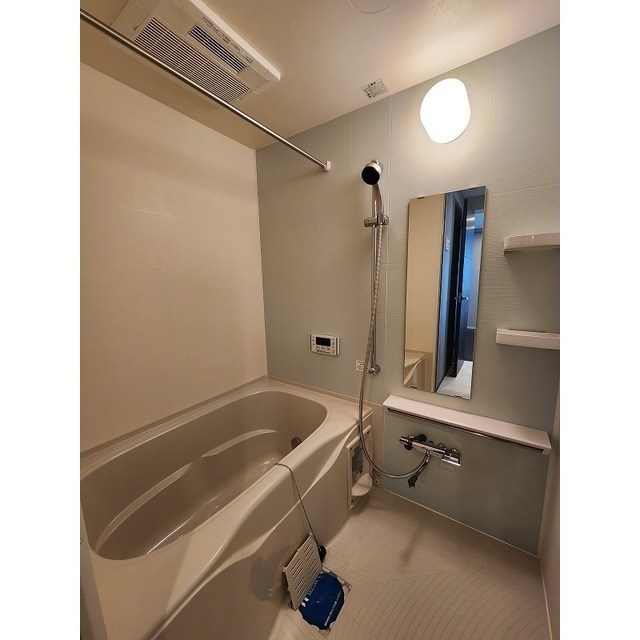バス・シャワールーム　※別部屋参考写真