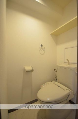 地下鉄空港線 赤坂駅 徒歩7分 10階建 築28年のトイレ写真