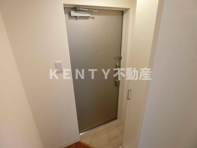 玄関　収納もある玄関です