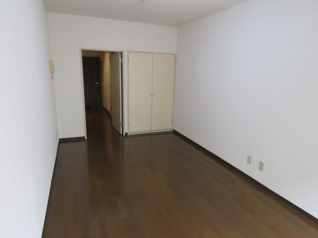 ライラック祖師谷の居間写真