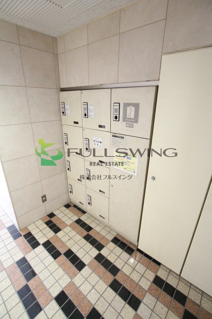 都営浅草線 人形町駅 徒歩1分 10階建 築28年の外観写真