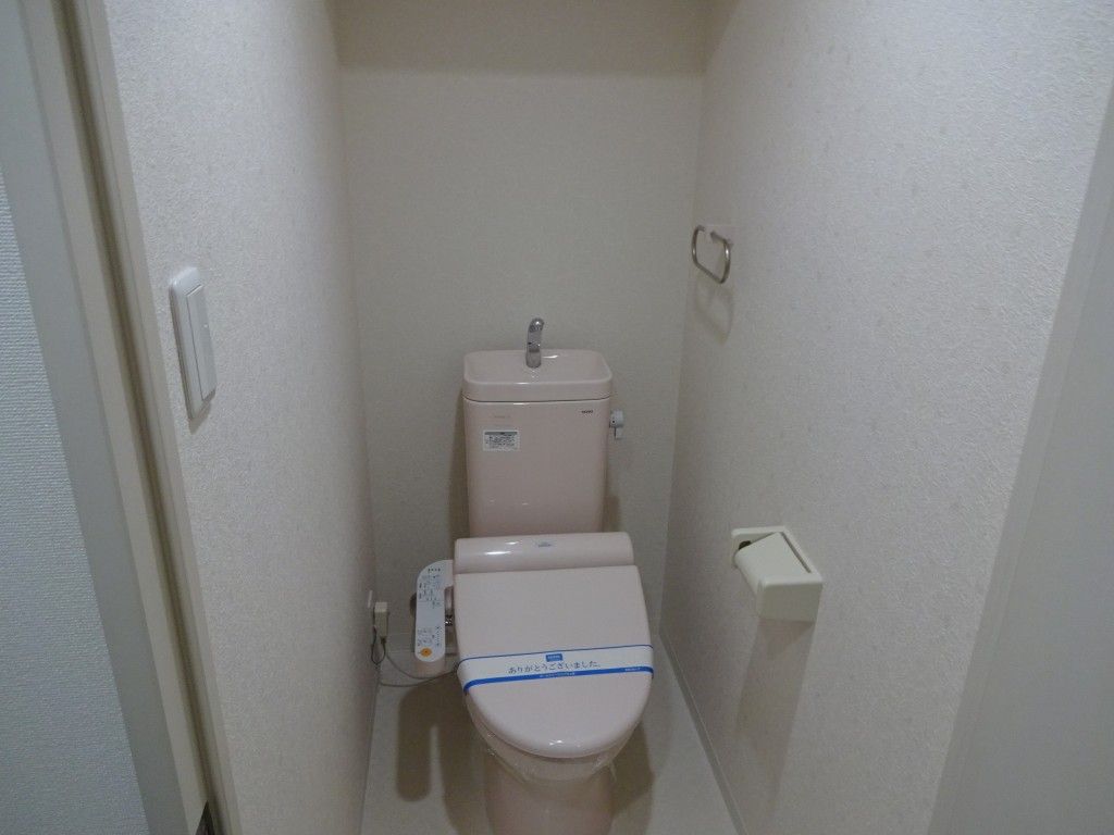 トイレ　ゆったり過ごせるお風呂です