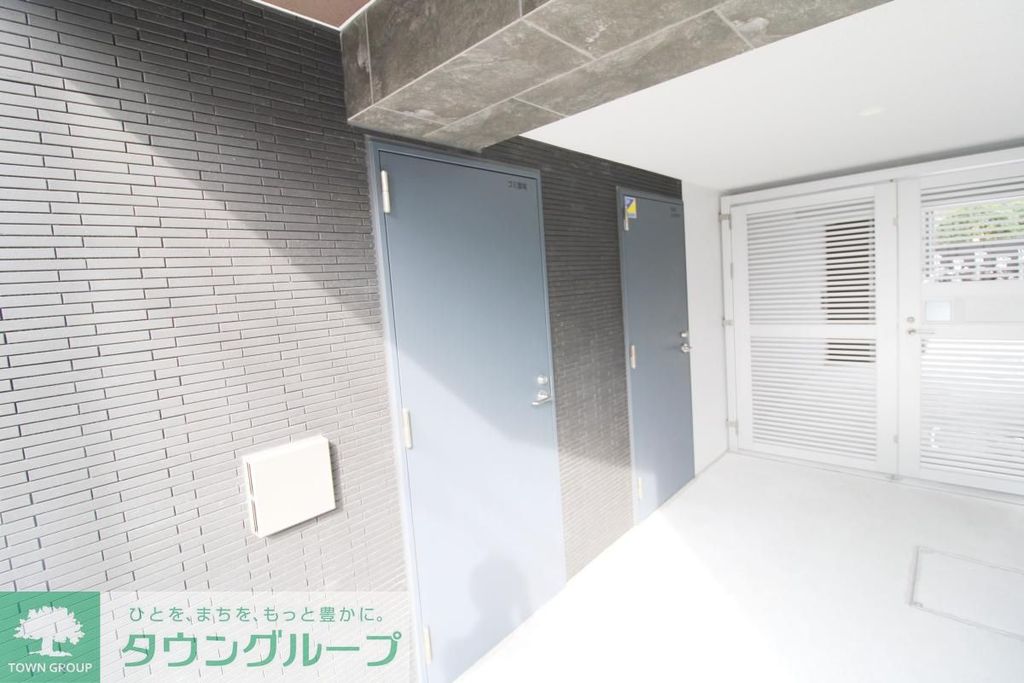 エントランス　エントランス