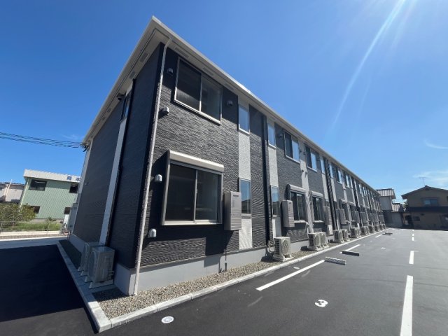 建物外観　外観写真（昼）