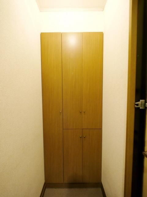玄関　別部屋イメージ