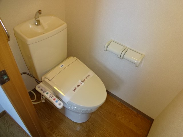 ウエストウッドのトイレ写真