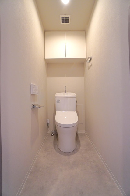 トイレ　※写真は同タイプ住戸です。